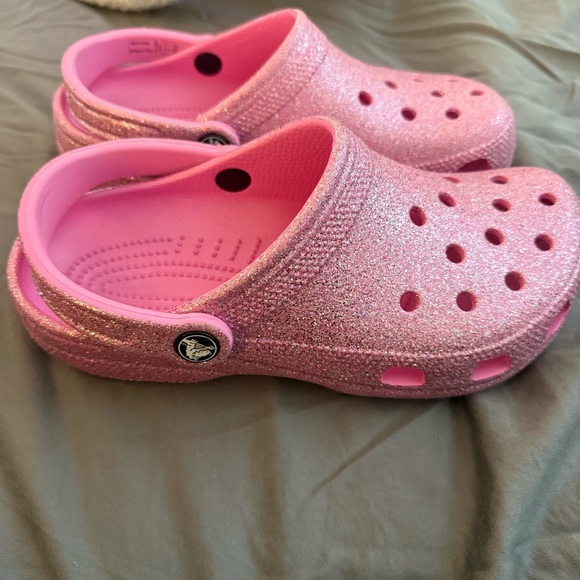 Pink Crocs - Picture 3 of 4